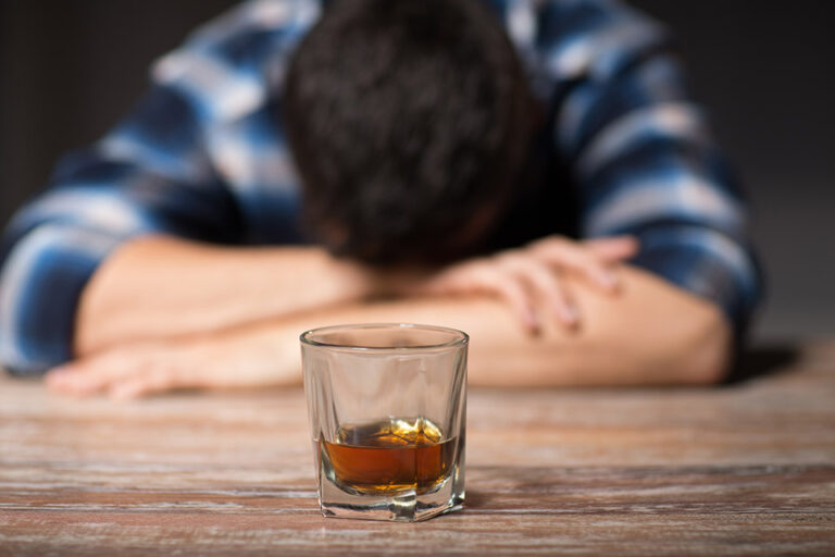 Consumo moderato di alcol e salute – L’esperto risponde