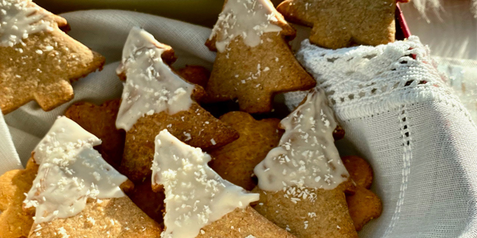 Biscotti di natale con farina Integrale biscotti con farina integrale, biscotti salutari, biscotti con miele