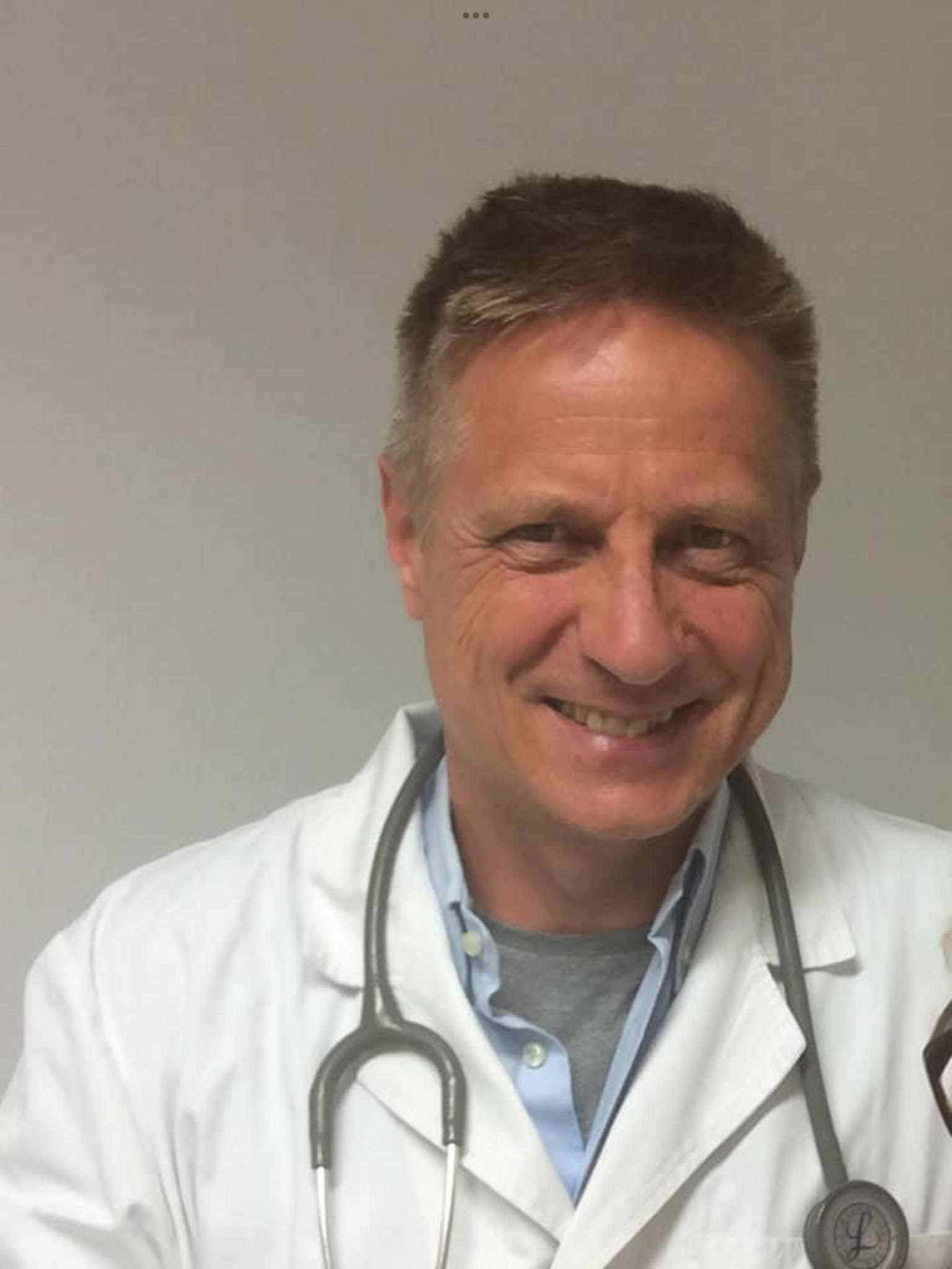 Dr. Luca Speciani — medico, nutrizionista, fondatore della DietaGIFT